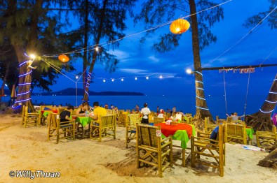 bangtao-night-dining
