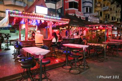 karon-beach-patak-nightlife