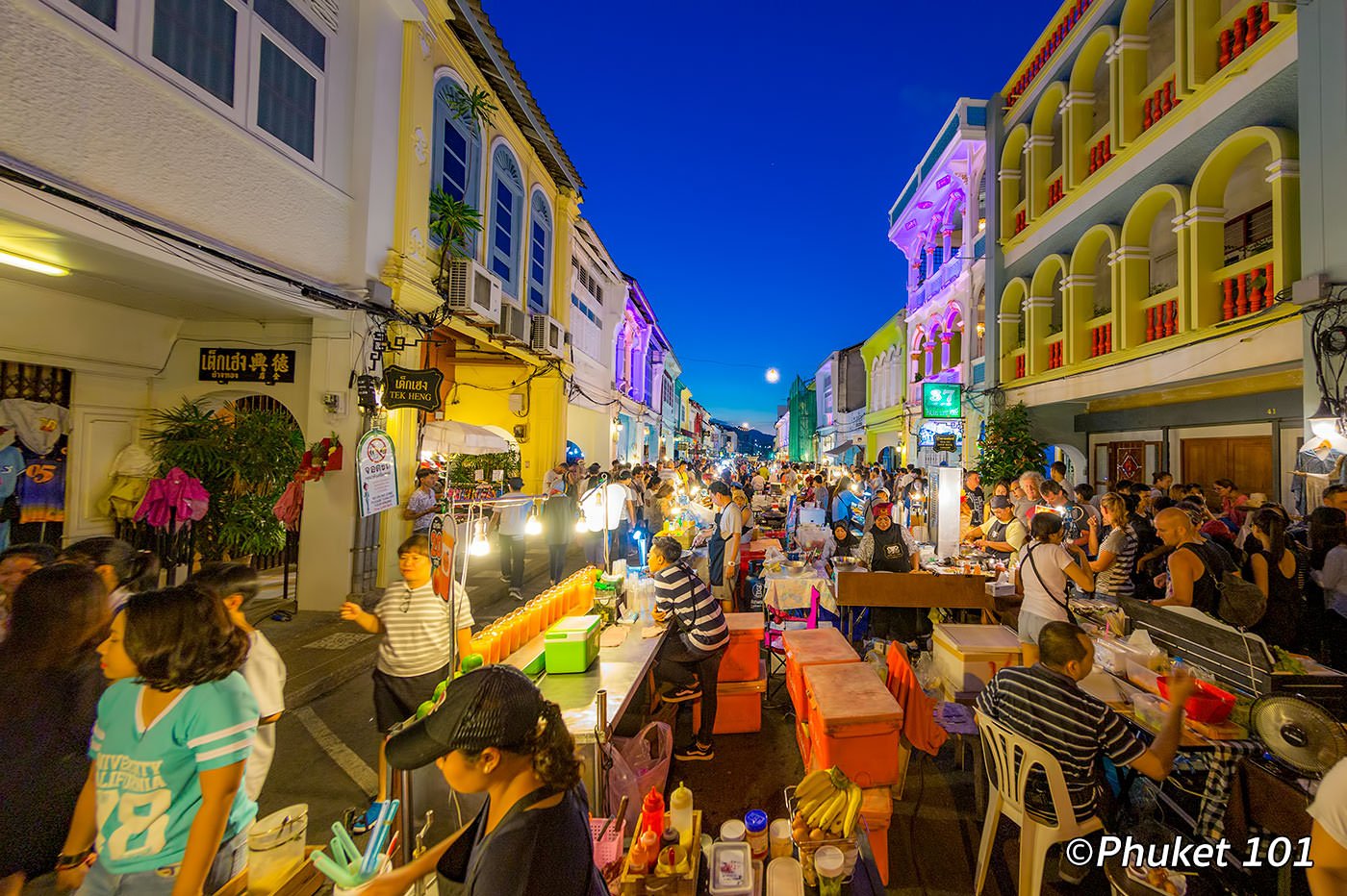 phuket lard yai street market